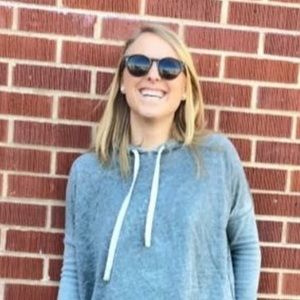 Meet your Posher, Leigh